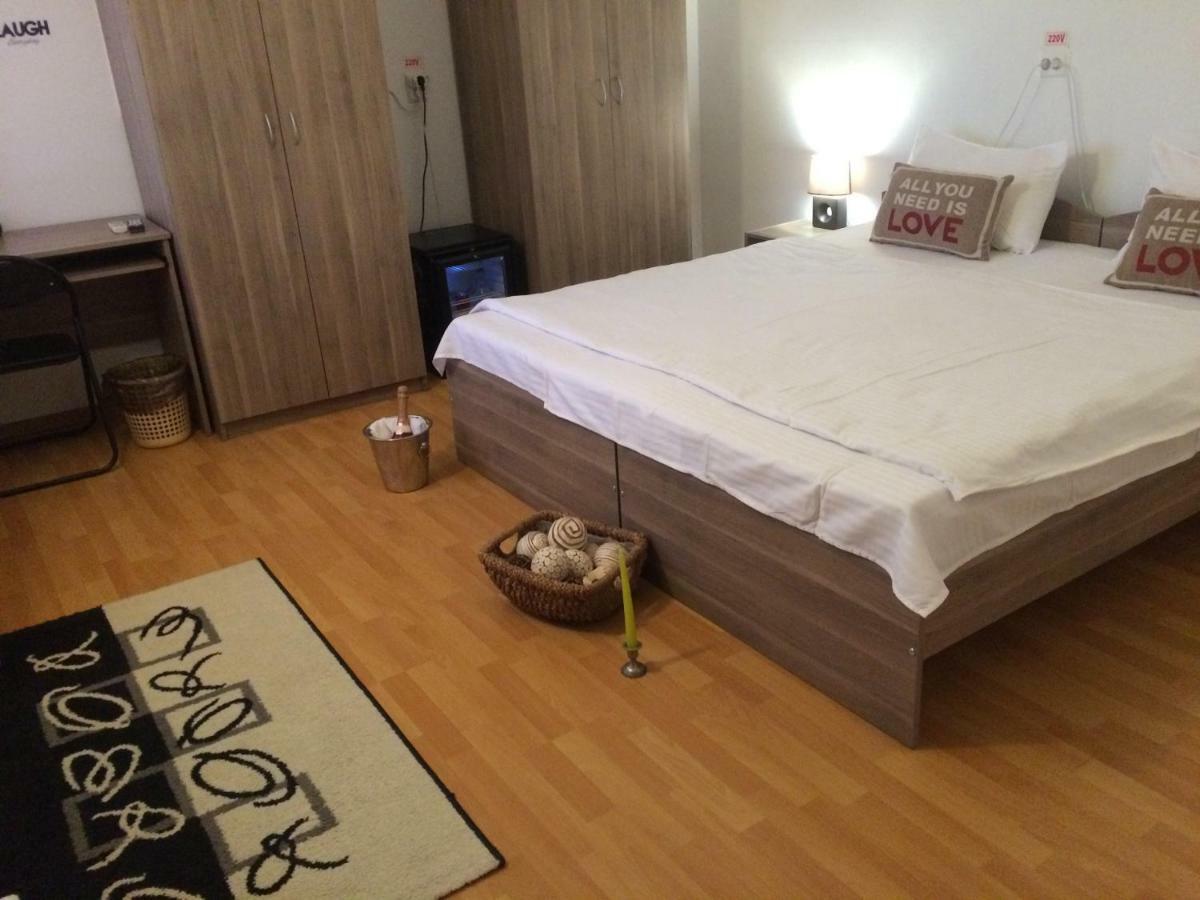 Casa Julius Hotel Constanta Bagian luar foto